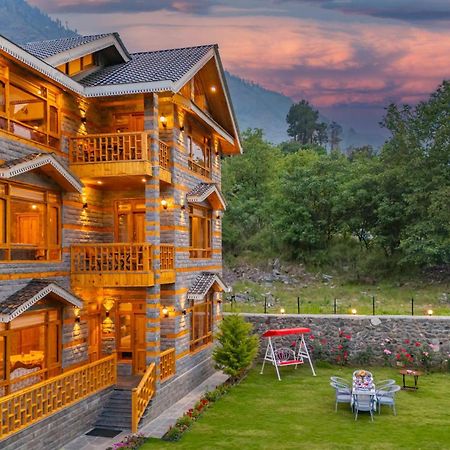 Stayvista At Amritalaya With Bonfire & Lawn Manali  Exterior photo